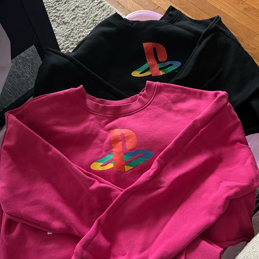 PlayStation Logo Sweatshirts - Black and Pink